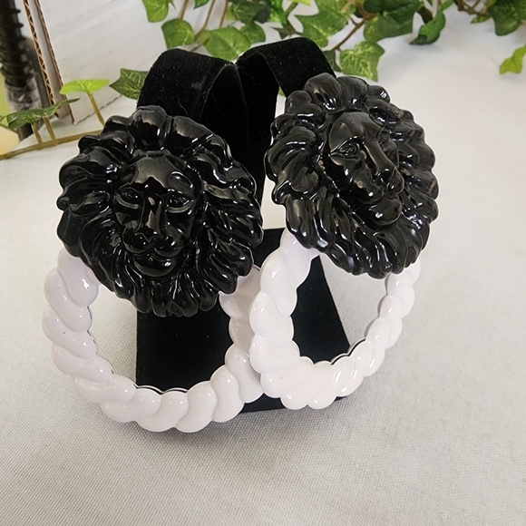 Big Bold Lion Doorknocker Black and White Statement Earrings - Picture 6 of 8